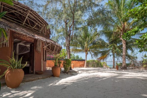 bungalow dans jardin tropical du Mwezi Boutique Resort- Zanzibar