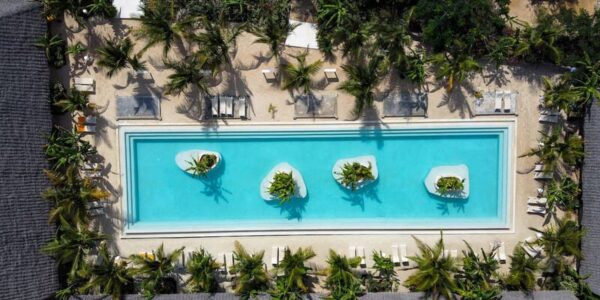 Piscine vue de haut au Fun Beach Hotel Zanzibar